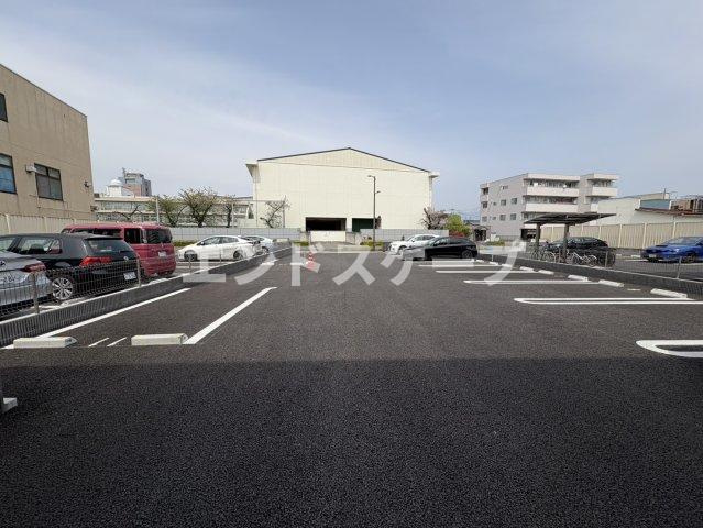 D-ROOM紅雲町Bの駐車場|高崎、前橋のお部屋探しはエンドスケープまで！お客様の理想お聞かせ下さい♪