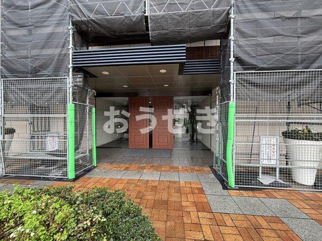 ハートビートベース横濱根岸のエントランス