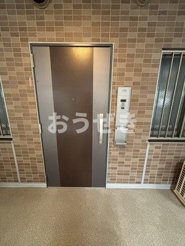 ハートビートベース横濱根岸のエントランス