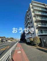 ハートビートベース横濱根岸のエントランス