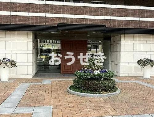 ハートビートベース横濱根岸のエントランス