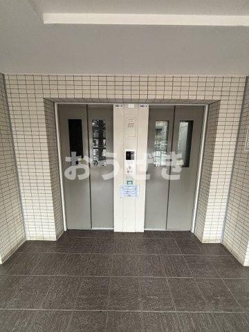 ハートビートベース横濱根岸のエントランス