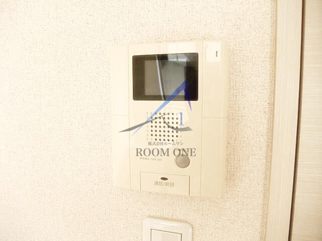 桃園パークマンションのセキュリティ|モニター付きインターホンです。