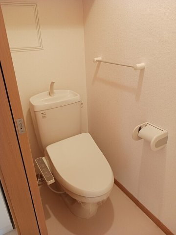 【トイレ】 | ア・ラ・モード．メゾン | トイレです