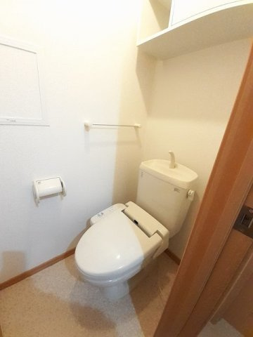 【トイレ】 | オリーブ | トイレです