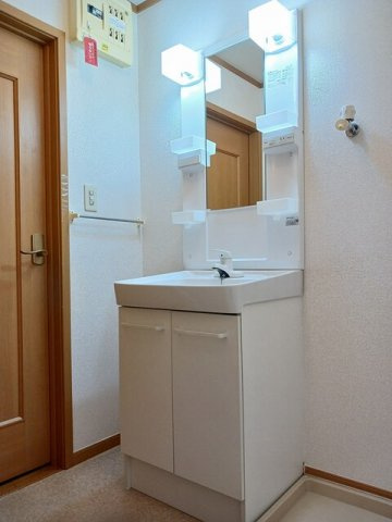 メゾン長船Ｂの洗面所|使いやすい洗面所です