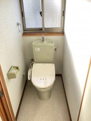 【トイレ】 | ロイヤルパレスⅠ | ゆったりとした空間のトイレです