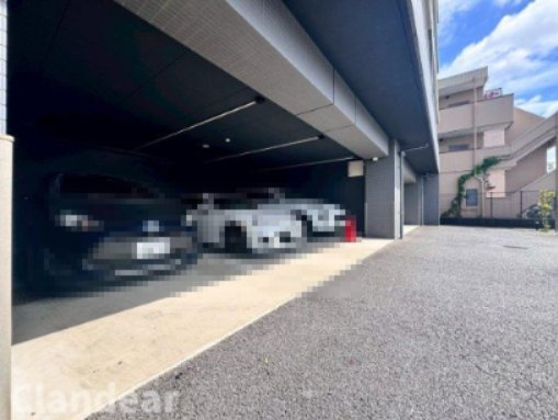 ミルーナヒルズ舎人シーズコレクションの駐車場|ドキドキの新生活も、安心してスタート。ぴったりの住まいを見つけませんか？クランディアが一緒に住まい選びをサポートします‼　まずは、お気軽にお問合せください　＃クランディア