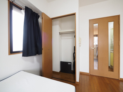 【収納】 | ジュネーゼ大阪城南 | 専用の収納スペースです