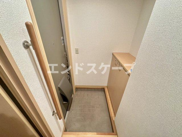 クレシェンテ　Cの玄関|高崎、前橋のお部屋探しはエンドスケープまで！お客様の理想お聞かせ下さい♪