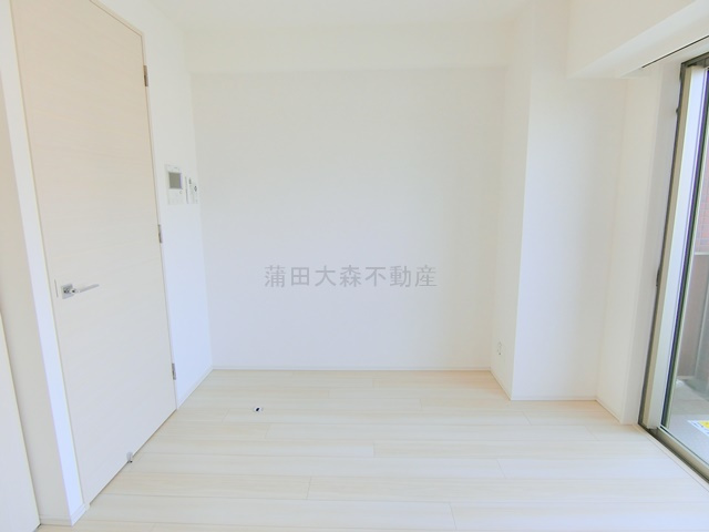 クオリタス南大井の居間・リビング
