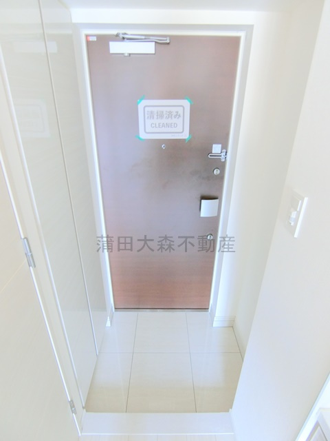 クオリタス南大井の玄関