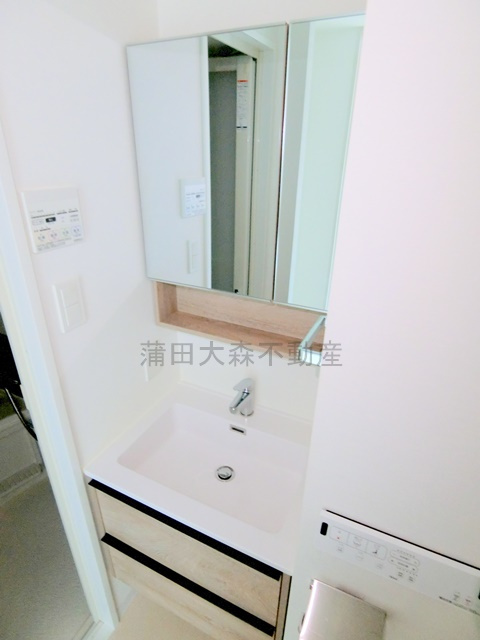 クオリタス南大井の洗面所|洗面脱衣所　独立洗面台