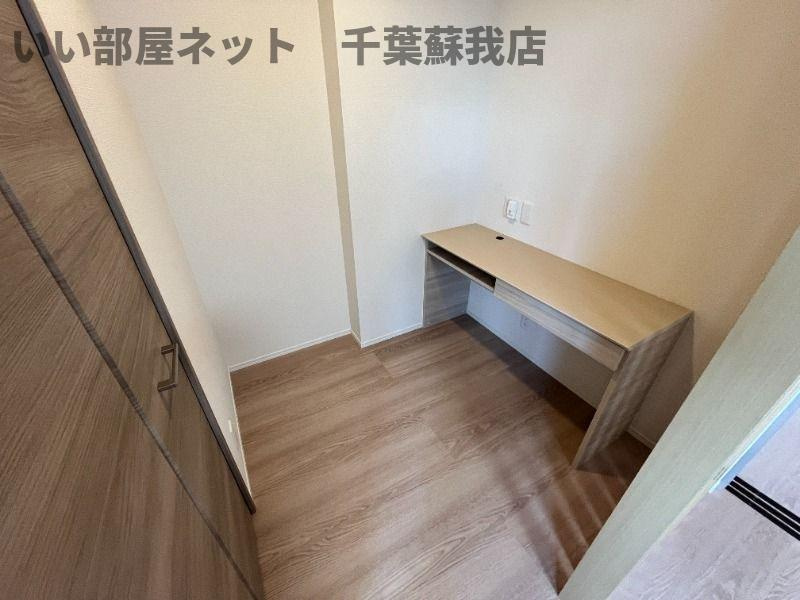 Cortesiaの寝室|落ち着いた色調の寝室です