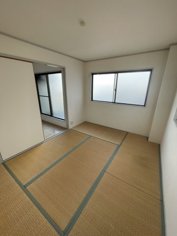 プレアール香ヶ丘の和室