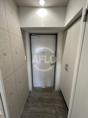 モダンパラッツォ江坂アクシアの玄関|玄関