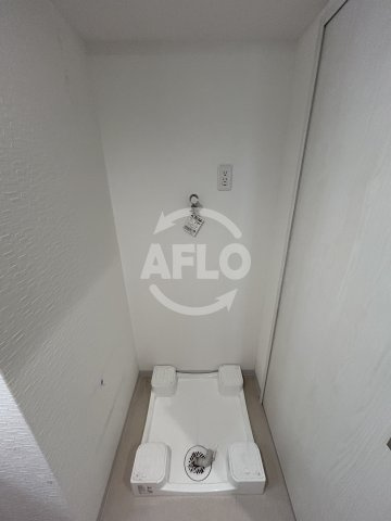 モダンパラッツォ江坂アクシアのその他|洗濯パン