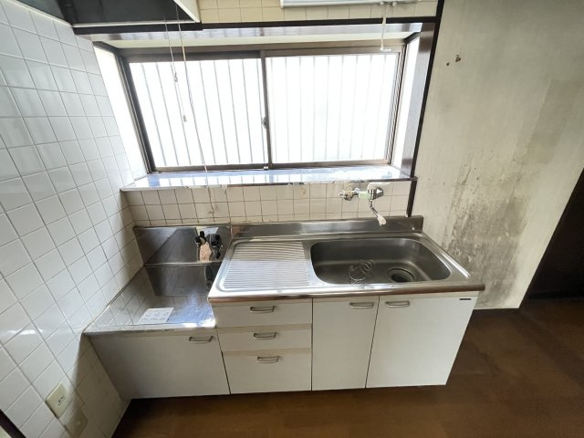 大和田5丁目　戸建のキッチン|1階　キッチン