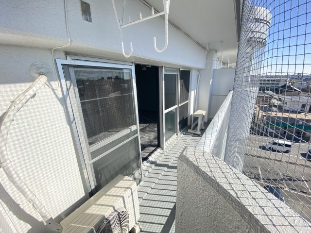 【バルコニー】