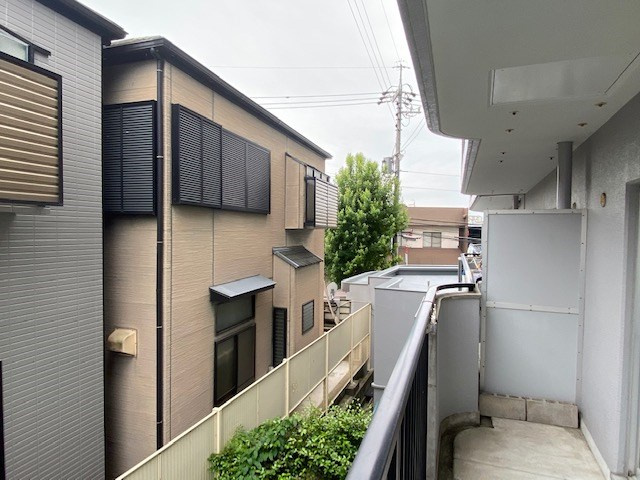 サンヒルズ松和花壇のバルコニー