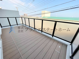 【バルコニー】 | 中央区熊内町8丁目　新築戸建 | 広々ルーフバルコニー♪