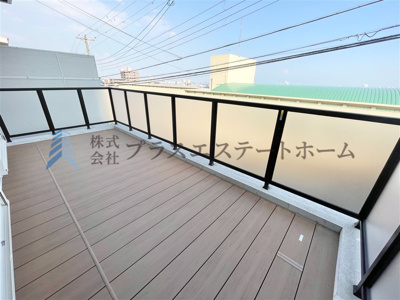 【バルコニー】 | 中央区熊内町8丁目　新築戸建 | 広々ルーフバルコニー♪