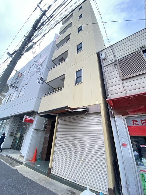 AMAコートの外観