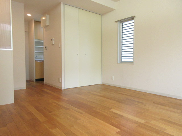 Ｎコート動坂の内装|キレイなフローリングのお部屋です
