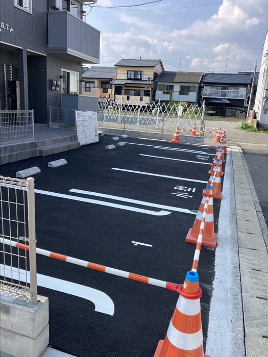 アスフォートの駐車場