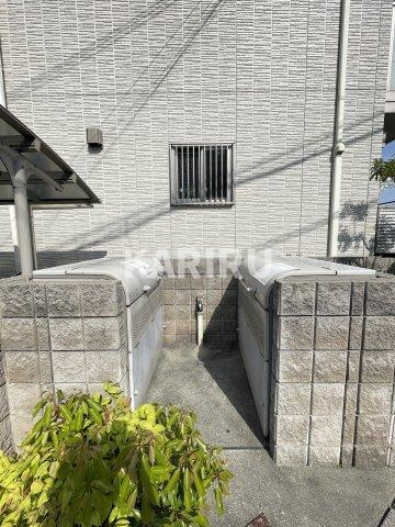 ヴィアソーレ鶴見Ａ棟の庭