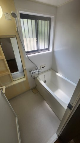 【浴室】芦屋市三条南町テラスハウス西棟