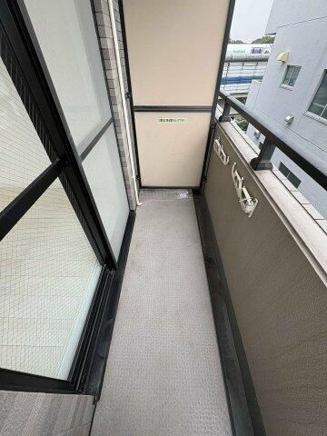 ガーラ駒沢大学のバルコニー