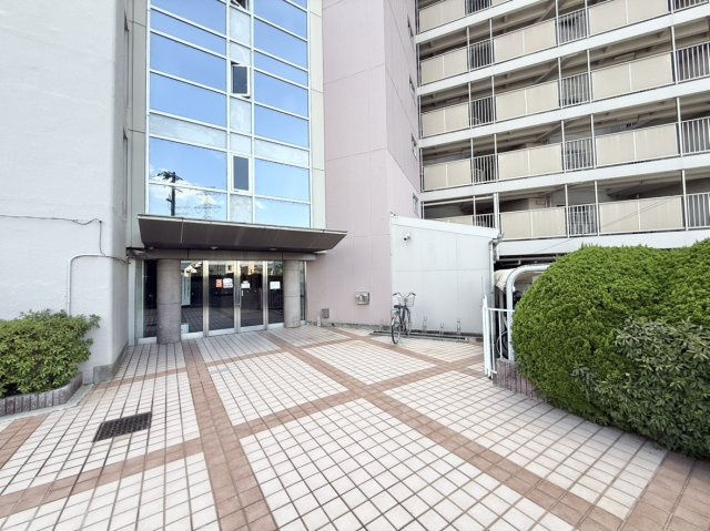 桜台ハイツ参号棟|エントランス