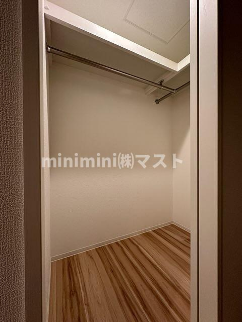 セレニテフラン本町の収納