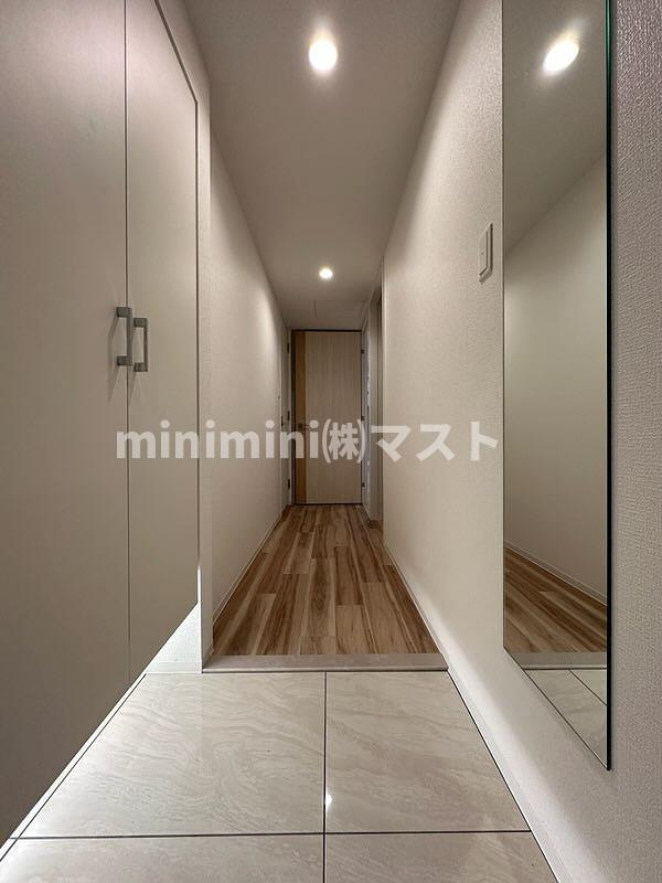 セレニテフラン本町の玄関