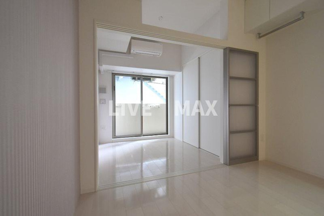 【居間・リビング】セレニテ新大阪カルム
