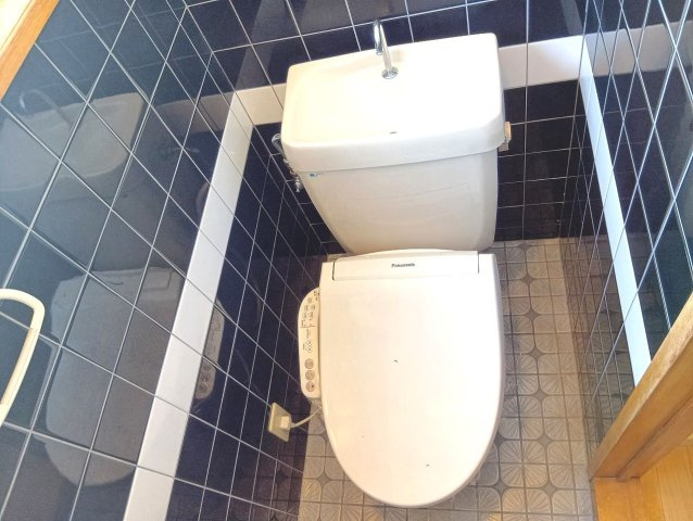 アメニティーハイツのトイレ|シンプルで使いやすいトイレです