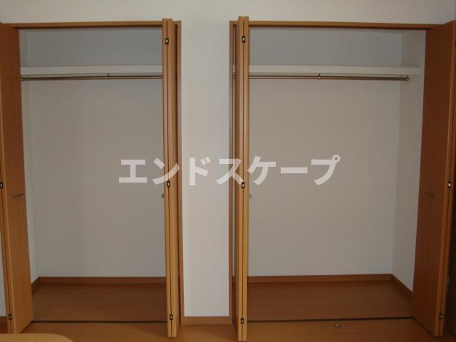 プラケーレの収納|クローゼット
高崎、前橋のお部屋探しはエンドスケープまで！お客様の理想お聞かせ下さい♪