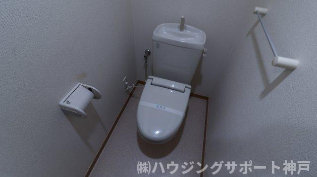 フラットワンのトイレ