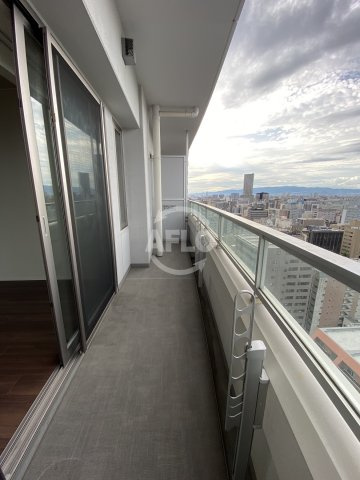 大阪ひびきの街ザ・サンクタスタワー　堀江小学校区のバルコニー|大阪ひびきの街ザ・サンクタスタワー　バルコニー