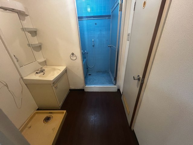 船木ハイツの玄関