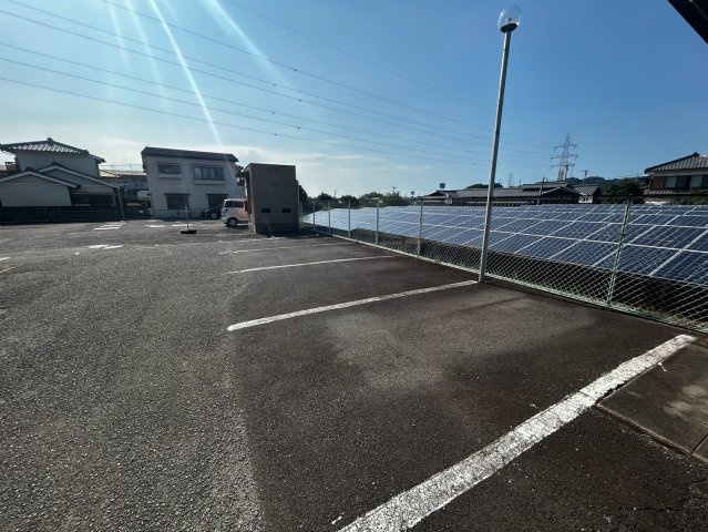 船木ハイツの駐車場