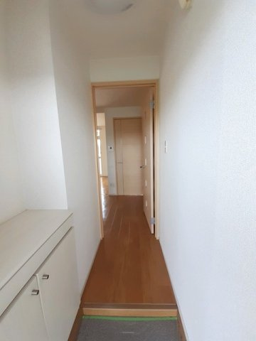 ニューシティサンシャインの玄関|明るい玄関です