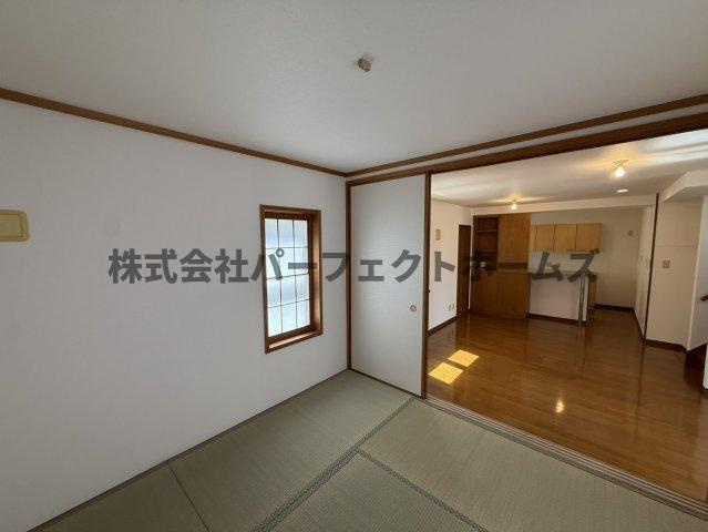 シティフラッツ交野2号棟の和室|畳の上でゆっくりとくつろげる和室です