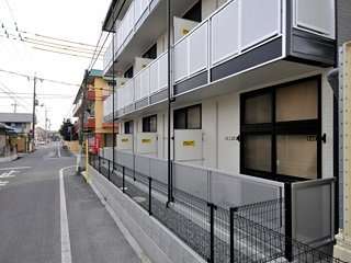 【外観】 | レオパレスコスモスⅡ | 外はこのようになっています