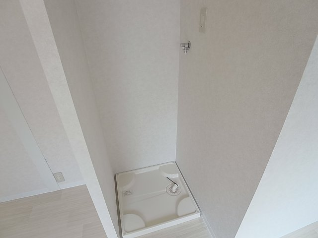 クローバーⅡの洗面所|室内洗濯機置場