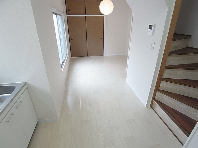 クローバーⅡのその他|お洒落な照明も付いてます