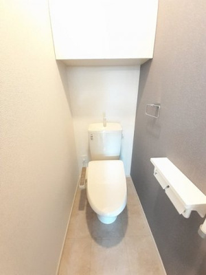 【トイレ】 | フィレ・ル・クールⅠ | ゆったりとした空間のトイレです