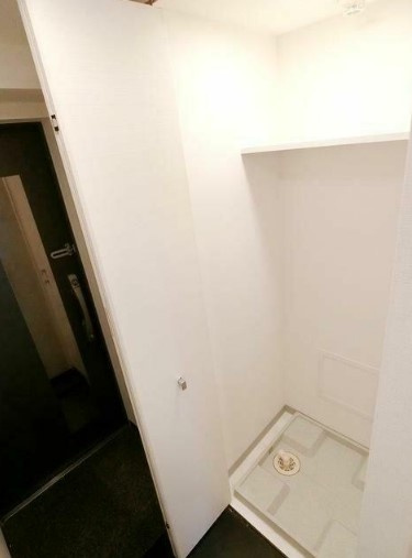 【設備】 | エルミタージュ南阿佐ヶ谷弐番館 | 室内洗濯機置場。