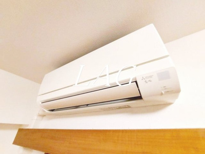 【設備】 | フェニックス中野新橋パインアイル | エアコン付です。